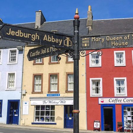 Hotel Queen Mary Loft Jedburgh Exterior foto