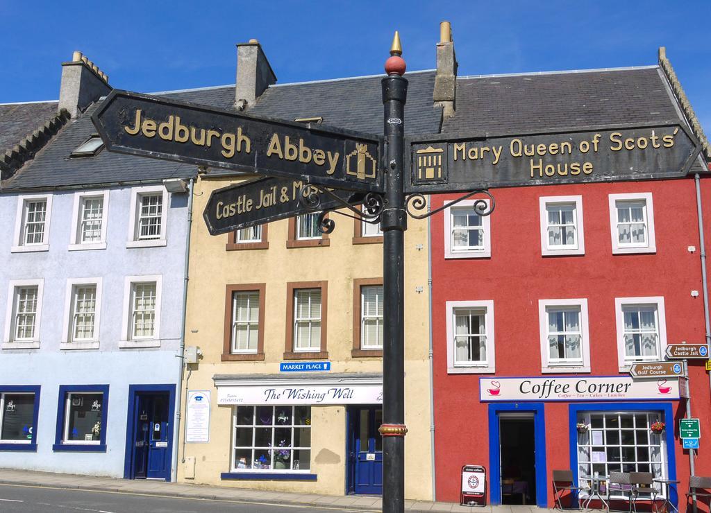 Hotel Queen Mary Loft Jedburgh Exterior foto